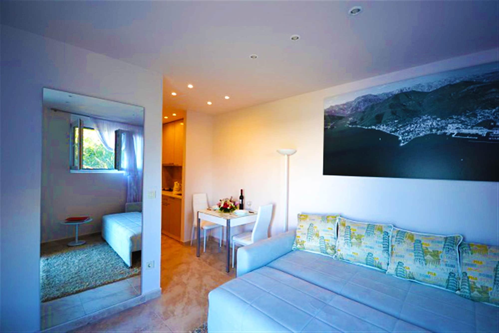 Apartments Monet Tivat Eksteriør billede