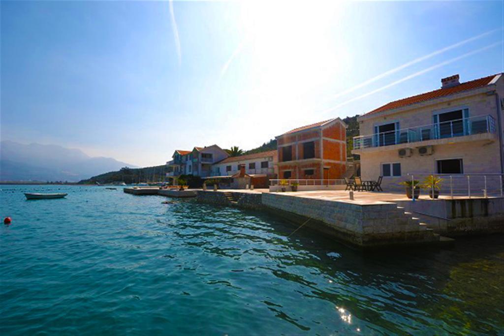 Apartments Monet Tivat Eksteriør billede